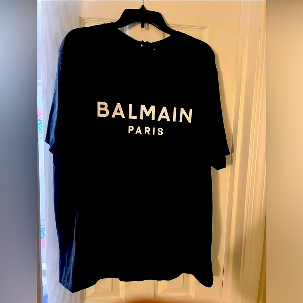 BALMAIN BLACK TSHIRT (XL)